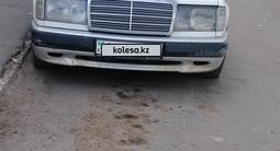 Mercedes-Benz E 200 1992 годаfor1 100 000 тг. в Уральск