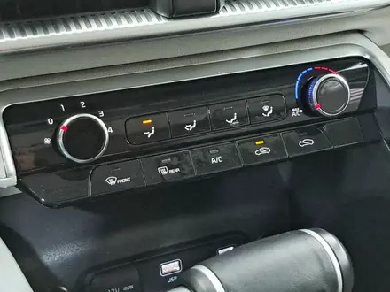 Kia K5 2023 года за 12 490 000 тг. в Алматы – фото 25
