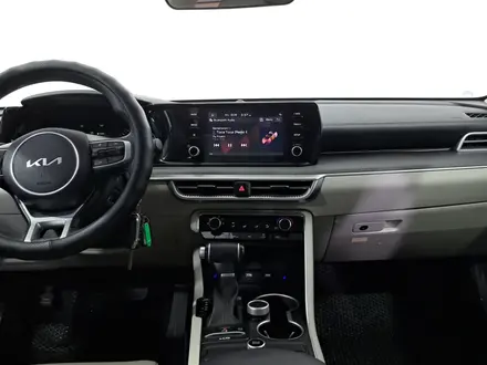 Kia K5 2023 года за 12 490 000 тг. в Алматы – фото 26