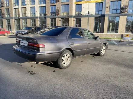 Toyota Camry 1997 года за 2 850 000 тг. в Алматы – фото 3