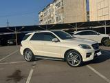 Mercedes-Benz ML 400 2015 года за 18 500 000 тг. в Алматы – фото 3