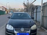 Volkswagen Jetta 2006 года за 2 600 000 тг. в Алматы – фото 2