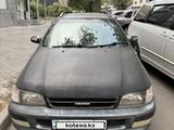 Toyota Caldina 1995 года за 1 800 000 тг. в Алматы – фото 2