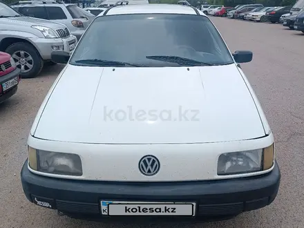 Volkswagen Passat 1990 года за 1 100 000 тг. в Алматы – фото 2