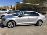 Volkswagen Jetta 2014 годаүшін6 200 000 тг. в Атырау – фото 2