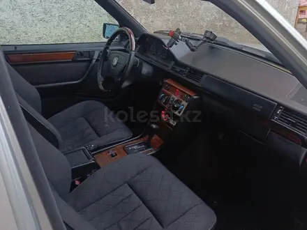 Mercedes-Benz E 280 1995 года за 3 000 000 тг. в Шымкент – фото 8