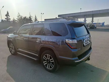 Toyota 4Runner 2020 года за 29 500 000 тг. в Алматы – фото 2