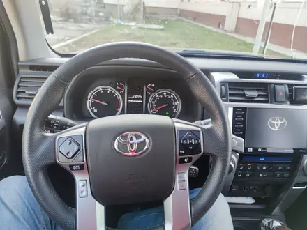 Toyota 4Runner 2020 года за 29 500 000 тг. в Алматы – фото 22