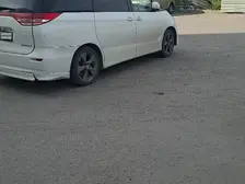 Toyota Estima, 2008