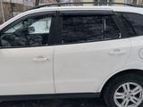 Hyundai Santa Fe 2010 года за 7 299 000 тг. в Уральск – фото 2