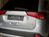 Mitsubishi Outlander 2015 года за 4 300 000 тг. в Уральск – фото 3