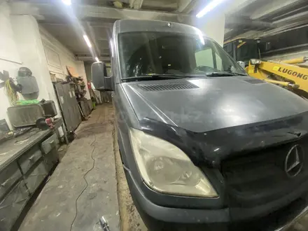 Mercedes-Benz Sprinter 2008 года за 8 500 000 тг. в Караганда – фото 2