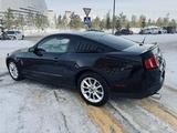 Ford Mustang 2011 годаfor14 500 000 тг. в Караганда – фото 5