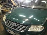 Volkswagen Passat 2002 года за 979 797 тг. в Актобе – фото 2