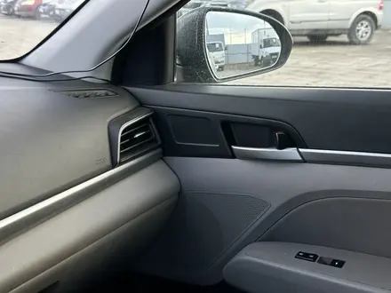 Hyundai Elantra 2020 года за 6 600 000 тг. в Атырау – фото 25