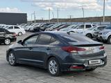 Hyundai Elantra 2020 года за 6 600 000 тг. в Атырау – фото 3