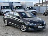 Hyundai Elantra 2020 года за 6 600 000 тг. в Атырау – фото 2