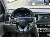 Hyundai Elantra 2020 года за 6 600 000 тг. в Атырау – фото 5
