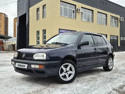 Volkswagen Golf 1993 года за 1 800 000 тг. в Астана – фото 20