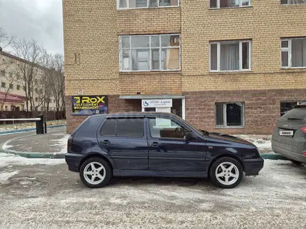 Volkswagen Golf 1993 года за 1 800 000 тг. в Астана – фото 25