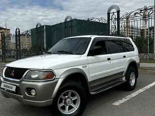 Mitsubishi Montero Sport
