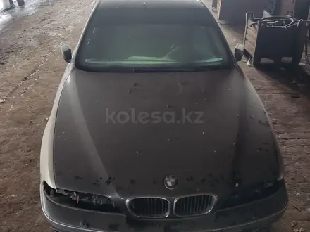 BMW 528 1999 года за 700 000 тг. в Петропавловск – фото 2