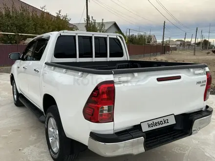 Toyota Hilux 2017 года за 13 000 000 тг. в Атырау – фото 4