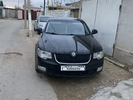 Skoda Superb 2011 года за 2 700 000 тг. в Жанаозен – фото 3