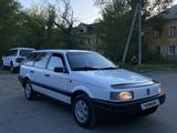 Volkswagen Passat 1993 годаүшін1 580 000 тг. в Усть-Каменогорск – фото 2