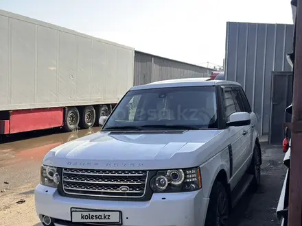 Land Rover Range Rover 2011 года за 13 000 000 тг. в Алматы – фото 3