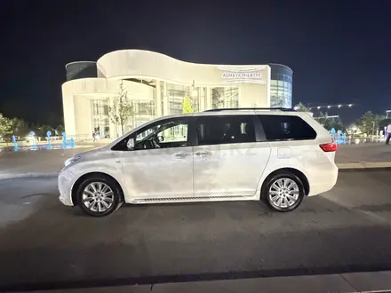 Toyota Sienna 2016 года за 16 800 000 тг. в Алматы – фото 3