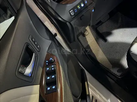 Toyota Sienna 2016 года за 16 800 000 тг. в Алматы – фото 14