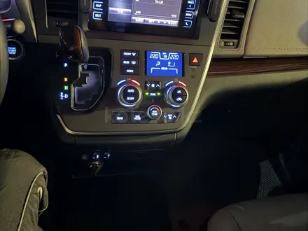 Toyota Sienna 2016 года за 16 800 000 тг. в Алматы – фото 20