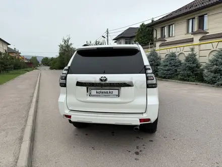 Toyota Land Cruiser Prado 2021 года за 33 500 000 тг. в Алматы – фото 11