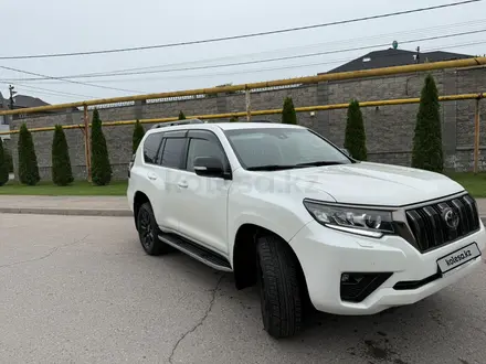 Toyota Land Cruiser Prado 2021 года за 33 500 000 тг. в Алматы – фото 13