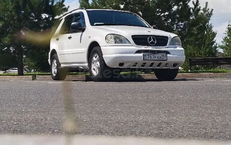 Mercedes-Benz ML 320 2000 года за 3 500 000 тг. в Алматы