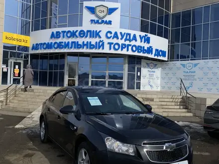 Chevrolet Cruze 2012 года за 5 000 000 тг. в Уральск – фото 2