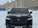 Toyota Land Cruiser 2023 года за 62 500 000 тг. в Астана