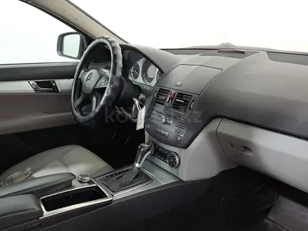 Mercedes-Benz C 200 2007 года за 2 400 000 тг. в Астана – фото 16