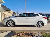 Hyundai Elantra 2012 годаfor3 700 000 тг. в Атырау – фото 2