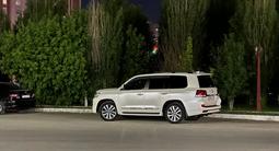 Toyota Land Cruiser 2016 годаүшін33 000 000 тг. в Актобе