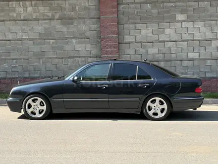 Mercedes-Benz E 280 1999 года за 5 000 000 тг. в Алматы – фото 3