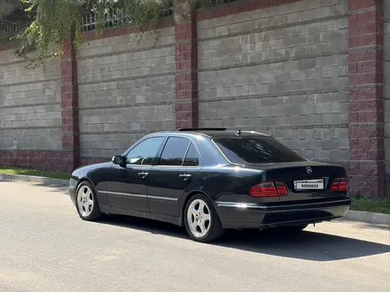 Mercedes-Benz E 280 1999 года за 5 000 000 тг. в Алматы – фото 4