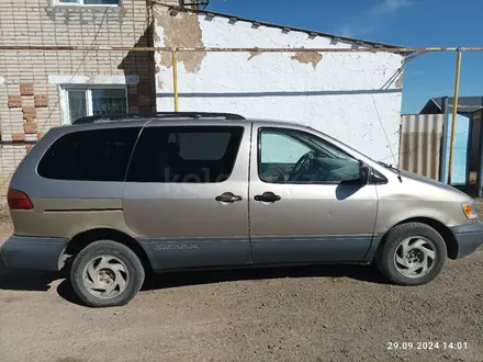 Toyota Sienna 2000 года за 4 000 000 тг. в Уральск – фото 5