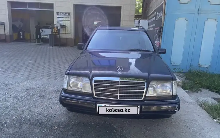 Mercedes-Benz E 220 1993 годаүшін2 100 000 тг. в Шымкент