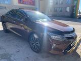 Toyota Camry 2018 годаfor13 500 000 тг. в Шымкент – фото 2