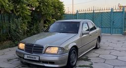 Mercedes-Benz C 180 1994 годаfor1 400 000 тг. в Тараз