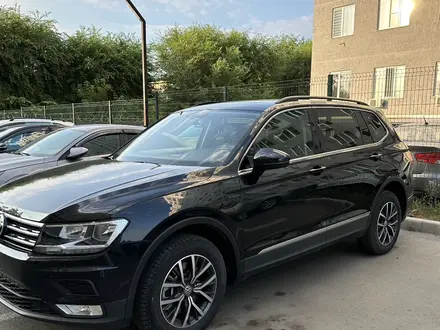 Volkswagen Tiguan 2019 года за 12 500 000 тг. в Алматы – фото 2