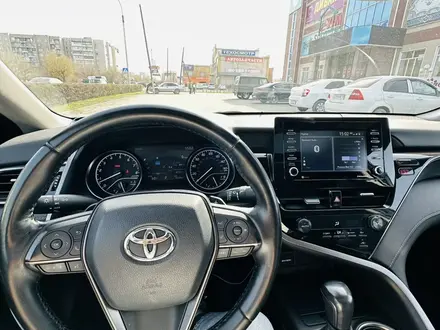 Toyota Camry 2021 года за 14 200 000 тг. в Семей – фото 12