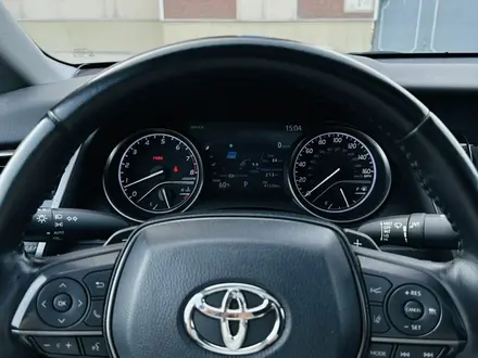 Toyota Camry 2021 года за 14 200 000 тг. в Семей – фото 7